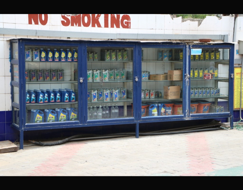IndianOil - Janakpuri, New Delhi